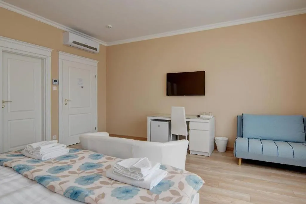 Camille Apartmanhouse Budapest Ungarn