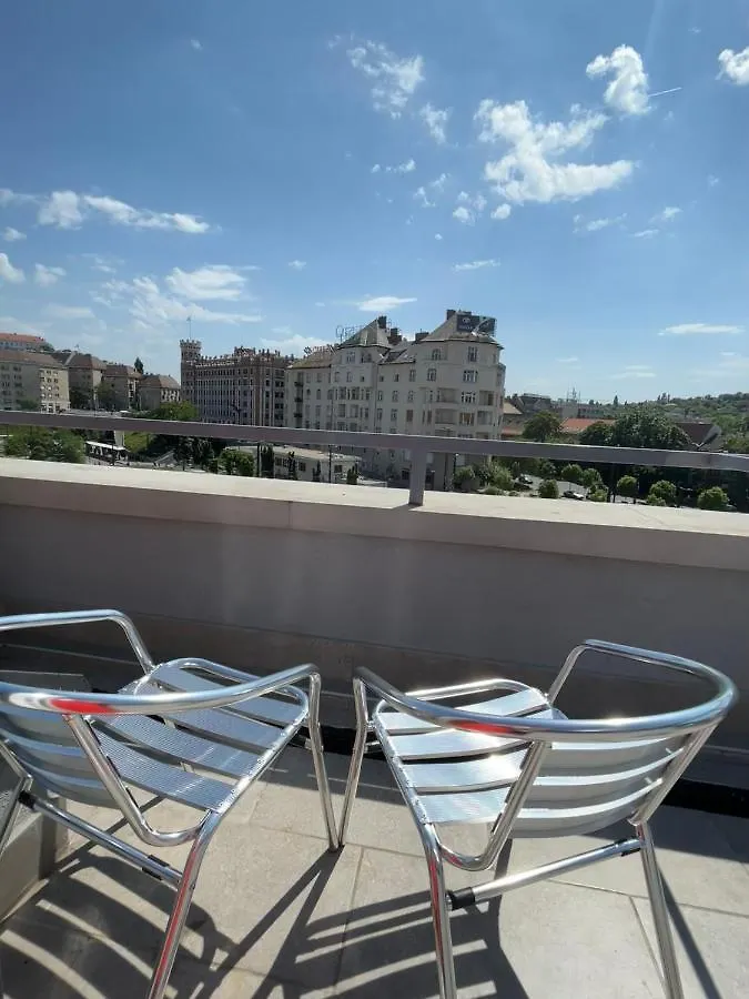 **** Aparthotel Camille Apartmanhouse Budapest Ungarn