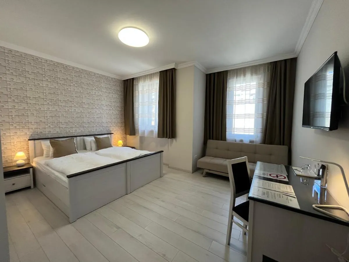**** Aparthotel Camille Apartmanhouse Budapest Ungarn