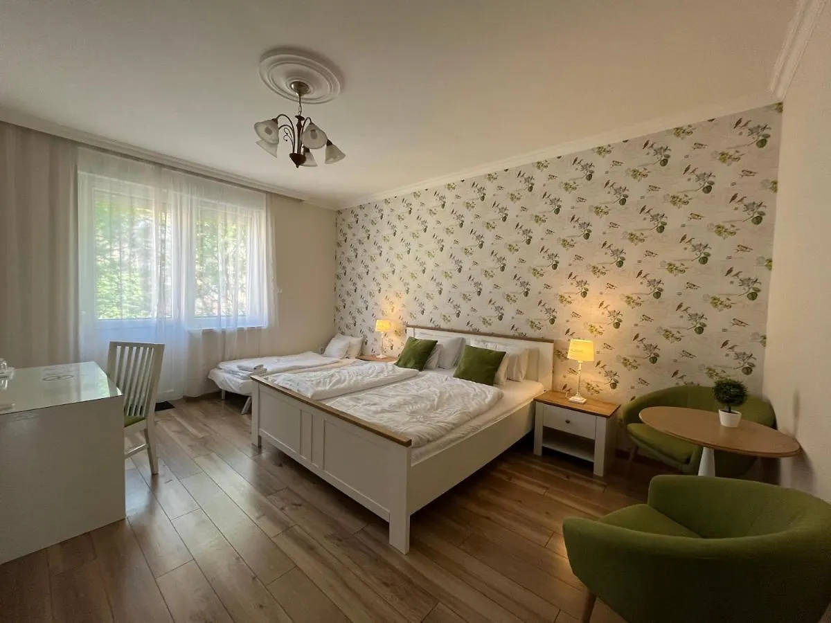 Camille Apartmanhouse Budapest Ungarn