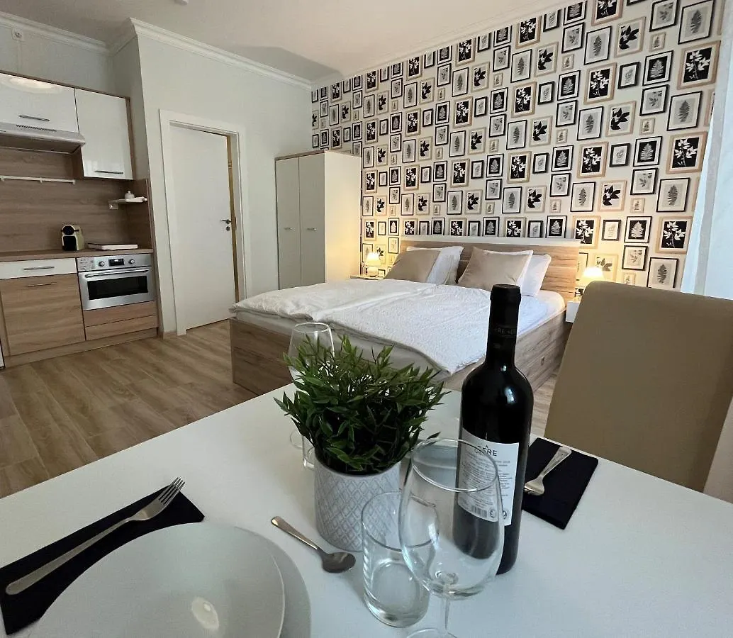 Camille Apartmanhouse Budapest Ungarn
